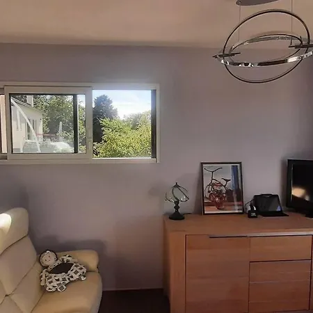Indépendant De 28 M2, Avec Vue Magnifique. *