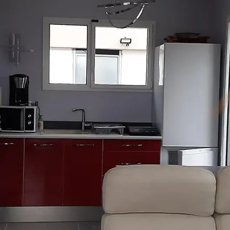 Indépendant De 28 M2, Avec Vue Magnifique. * Civrieux-dʼAzergues